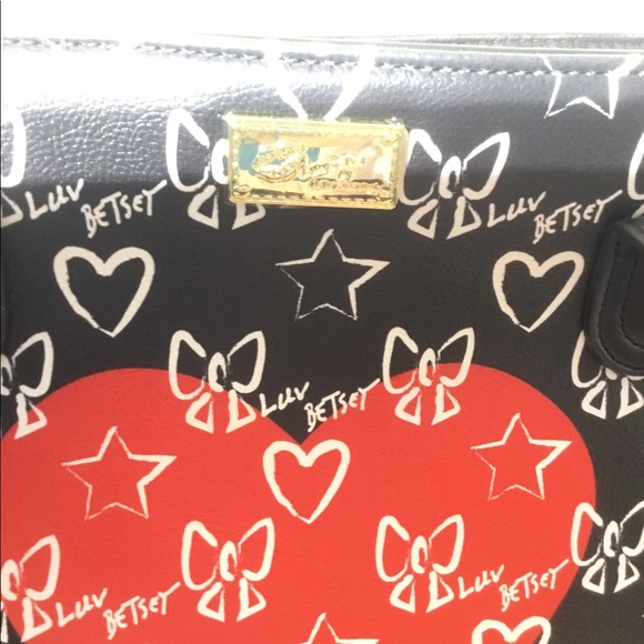 NWT, Betsey Johnson, Faux Leather, Shoulder Bag. - Picture 5 of 8